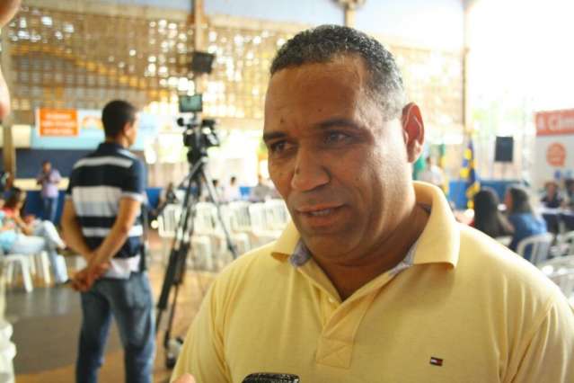 Vereador pede amanh&atilde; afastamento imediato de Bernal da Prefeitura