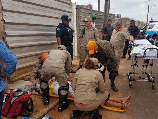 Rapaz baleado ap&oacute;s atropelamento espera avalia&ccedil;&atilde;o na ortopedia da Santa Casa
