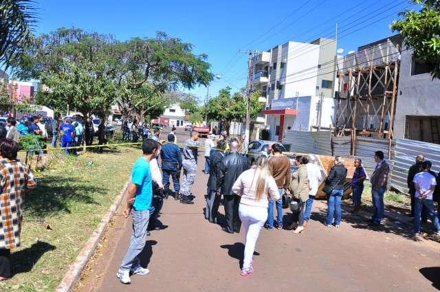 Homem &eacute; encontrado morto dentro de ve&iacute;culo com sinais de asfixia