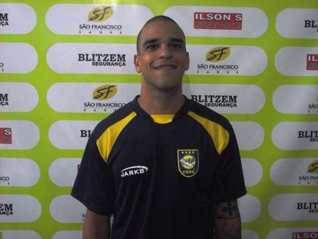 Cene apresenta elenco que vai defender o clube no Estadual 2013