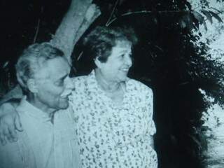 Wilson ao lado da mulher, Nelly Martins, falecida em 2003. (Foto: Reprodução da internet)