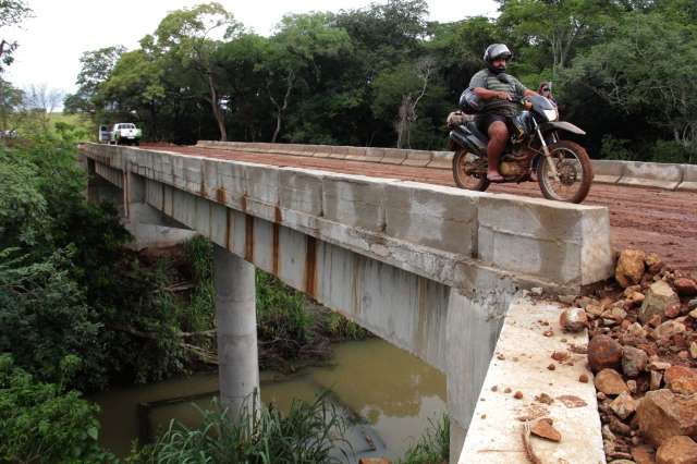Em Guia Lopes da Laguna, R$ 8 milh&otilde;es garantem constru&ccedil;&atilde;o de quatro pontes