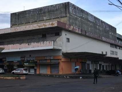 Prefeitura gastará até R$ 500 mil para levar 3 secretarias à antiga rodoviária