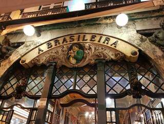 Fachada da casa onde o café é preparado e servido em Lisboa com o jeito brasileiro (Foto: Arquivo pessoal)