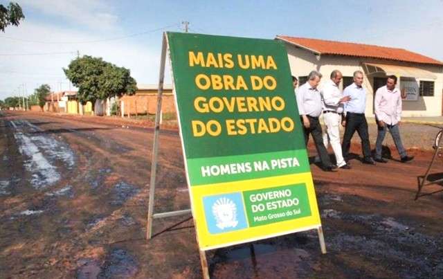 Governo investe R$ 6 milh&otilde;es em hospital, pavimenta&ccedil;&atilde;o e quadra coberta
