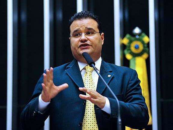 &Iacute;ndices destacam atua&ccedil;&atilde;o de F&aacute;bio Trad no Congresso Nacional