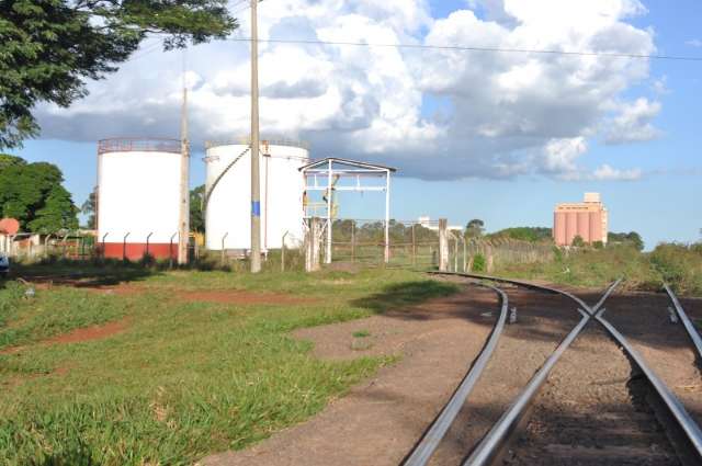 Rodovias podem ter mais 6 mil carretas de combust&iacute;vel com fim de ferrovia