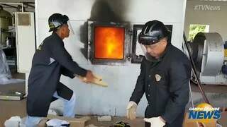 Pol&iacute;cia incinera mais de oito toneladas de drogas apreendidas em opera&ccedil;&otilde;es