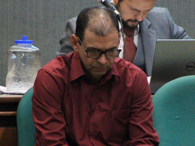&ldquo;N&atilde;o consigo analisar que qualquer pai faria isso&rdquo;, defende promotora em j&uacute;ri 