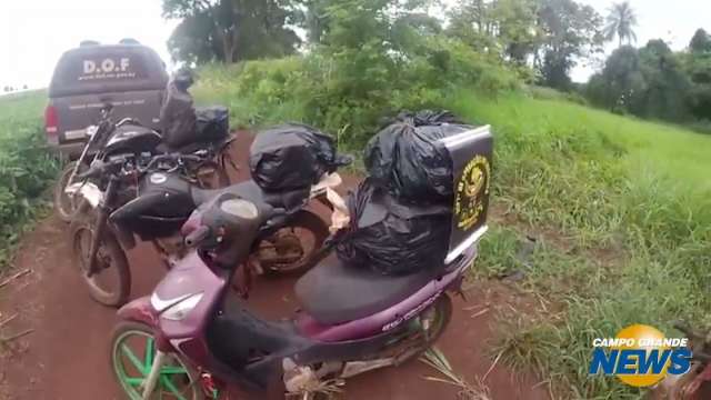 Pol&iacute;cia apreende &#039;moto-entrega&#039; de maconha em Maracaju