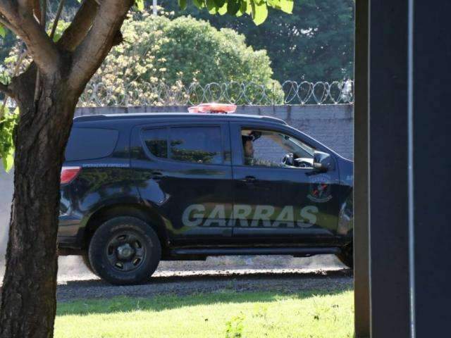 Entregador &eacute; preso durante opera&ccedil;&atilde;o contra tr&aacute;fico de armas