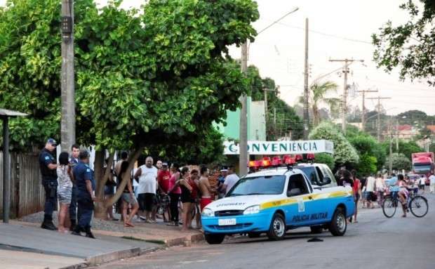 Homem mata cunhado de 26 anos com duas facadas em Nova Andradina