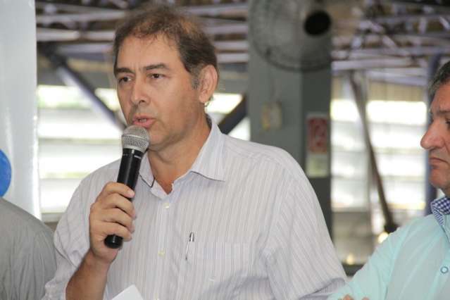 Bernal confirma fraudes e promete demitir contratados irregularmente