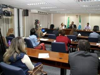 Reunião da Frente Parlamentar na Assembleia (Foto: Assessoria/ALMS)