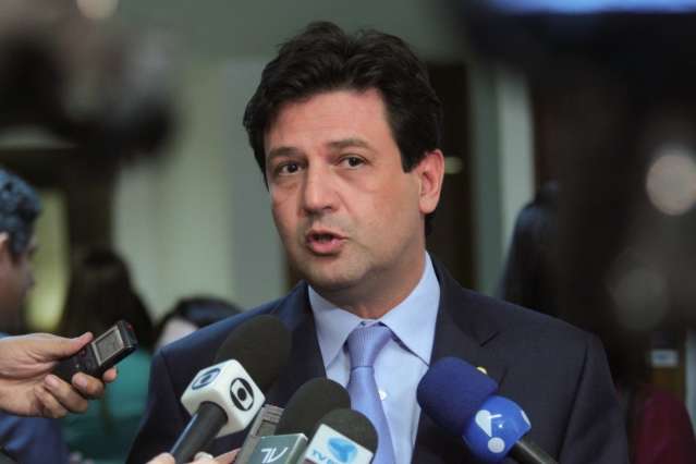 Passagem para mulher de deputado provoca disc&oacute;rdia entre peemedebistas