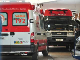 Quatro ambulâncias estão paradas por falta de macas na Capital