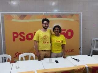 Henrique Nascimento e Rosana Santos, candidatos a vice e a prefeita. (Foto: Divulgação PSOL)