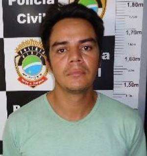 Acusado de furtar R$ 60 mil em barras de alum&iacute;nio &eacute; preso pela pol&iacute;cia