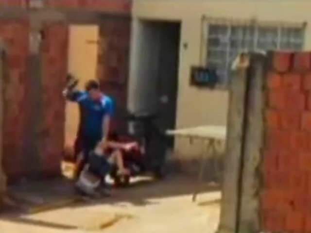  Pai espanca menina por causa de &iacute;m&atilde; e acaba preso em Campo Grande