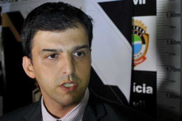 Dono de oficina foi mentor de roubo de caminhonete com ref&eacute;m, diz pol&iacute;cia