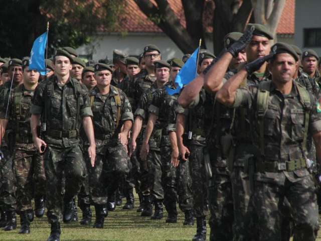 Militares destacam import&acirc;ncia para povo brasileiro e a&ccedil;&otilde;es humanit&aacute;rias 