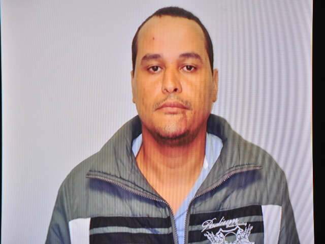  Homem &eacute; preso por assassinato na Mascarenhas e Pol&iacute;cia procura mais 2