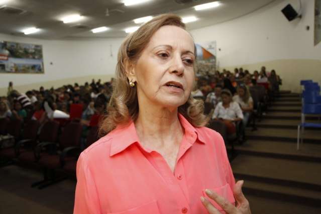 Cidades n&atilde;o fazem sua parte e Sa&uacute;de interv&eacute;m no combate a dengue