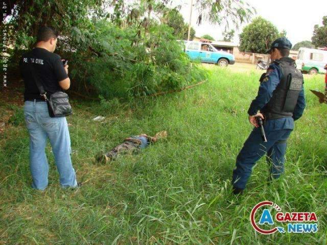 &Iacute;ndio &eacute; achado morto em matagal perto de avenida