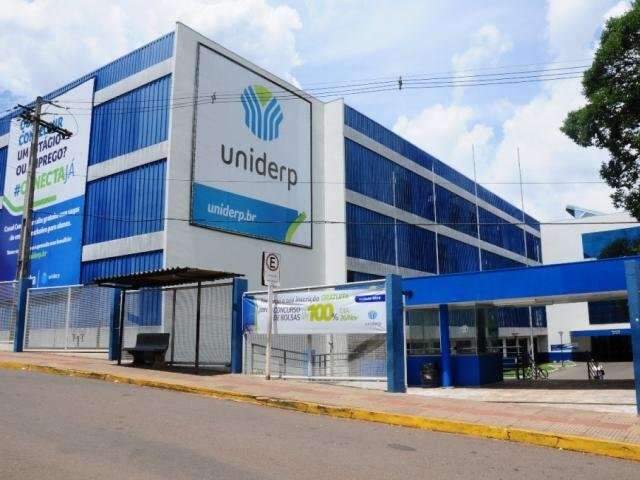 Concurso de reda&ccedil;&atilde;o premia nesta ter&ccedil;a-feira alunos de escolas estaduais