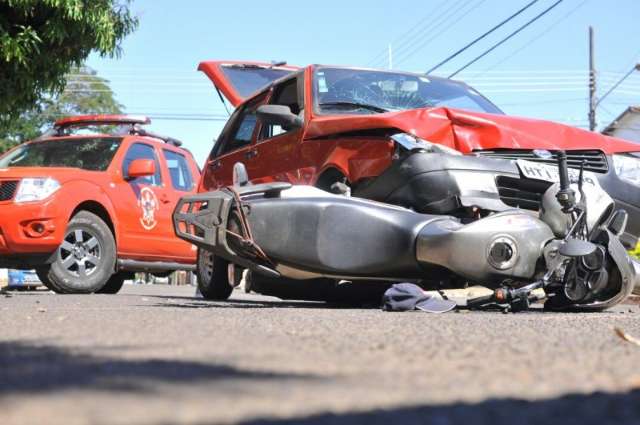 Morre na Santa Casa motociclista atingido por carro no Bairro Guanandi 