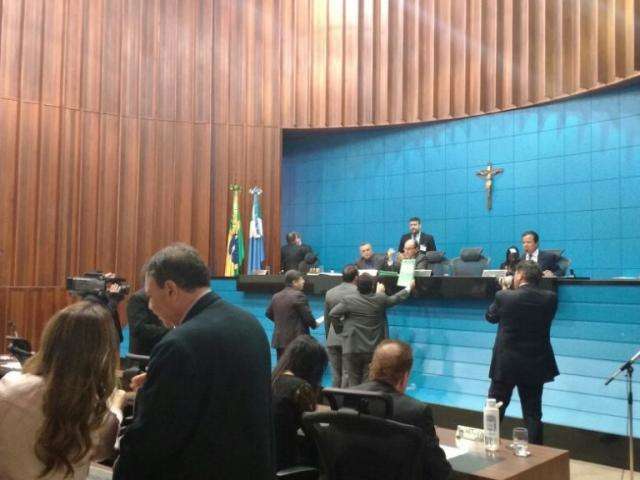 Autores de lei admitem mudan&ccedil;as, mas rejeitam acordo para novo projeto