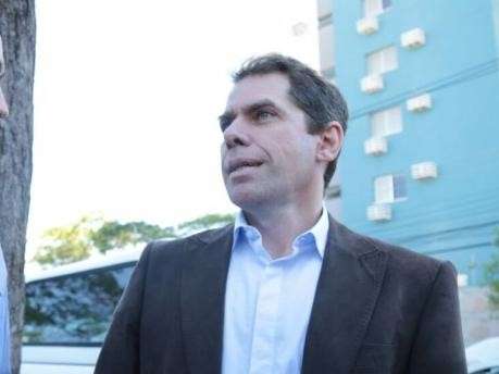 Juiz mant&eacute;m aditivo que prorrogou contrato com a &Aacute;guas por 18 anos 