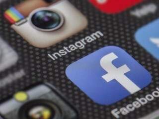 Interfaces de aplicativos Instagram e Facebook (Foto: TecMundo)