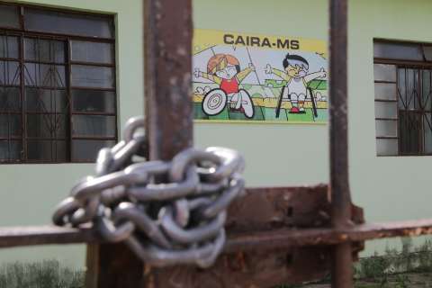 Sem &aacute;gua e contas em atraso, entidade amea&ccedil;a fechar as portas