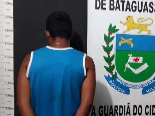 Vendedor de picol&eacute; &eacute; preso ap&oacute;s mostrar p&ecirc;nis para crian&ccedil;a de 8 anos