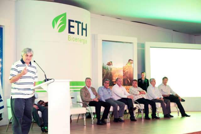  Delc&iacute;dio diz em ativa&ccedil;&atilde;o de usina que novo desafio &eacute; fabrica de &#039;pl&aacute;stico verde&#039;