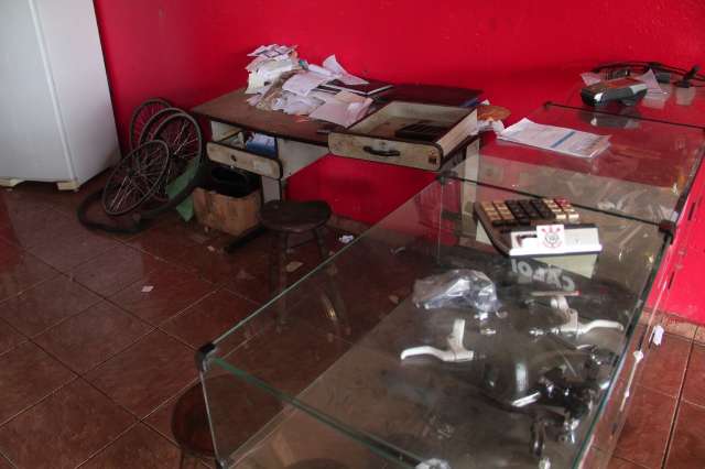 Comerciantes reclamam da onda de roubos e furtos na regi&atilde;o do Coophavilla