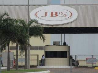 Unidade da JBS em Campo Grande, uma das nove da empresa em Mato Grosso do Sul (Foto: Marcos Ermínio)