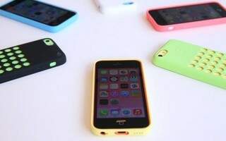 iPhone 5C são coloridos.