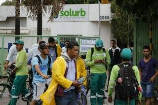 Solurb também suspendeu o pagamento de vale gás e cesta básica (Foto: Gerson Walber/Arquivo)