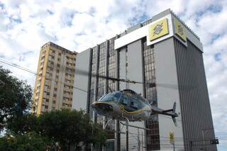 Helicóptero que pertencia a Juan Carlos Abadia ficou mais de 6 meses parado por falta de seguro. (Foto: Arquivo)