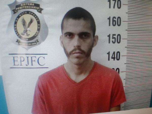 Condenados por roubo, fugitivos da M&aacute;xima seguem foragidos