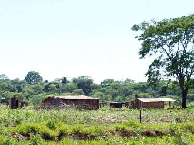 Juiz autoriza despejo em s&iacute;tios, mas &iacute;ndios s&oacute; devem sair em mar&ccedil;o