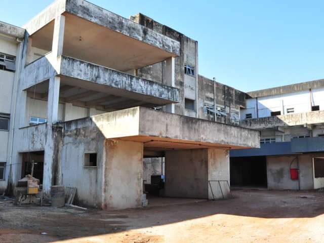  Prefeitura retoma trabalho para concluir 40% do Hospital do Trauma