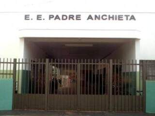 Escola Estadual Padre Anchieta, em Nova Andradina (Foto: Divulgação/Nova News)