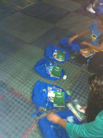 Peregrinos de Campo Grande levam 2 horas para pegar kit da Jornada