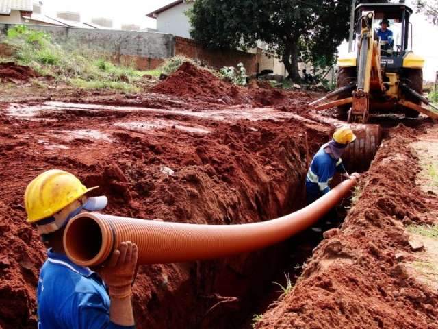 &Aacute;guas conclui saneamento em dois bairros que recebem obras do PAC  