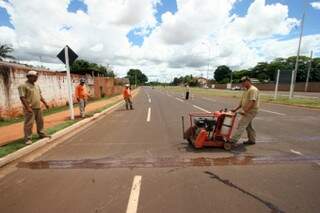 Trecho fica em frente a Vila Militar da Base (Foto: Casemiro Silva)