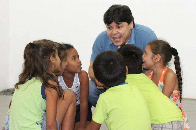 Paulo Duarte afirma que dinheiro dos royalties ser&aacute; destinado &agrave; educa&ccedil;&atilde;o 