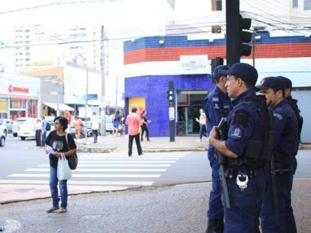 Clientes lotam Centro da cidade para aproveitar &quot;ressaca&quot; da Black Friday